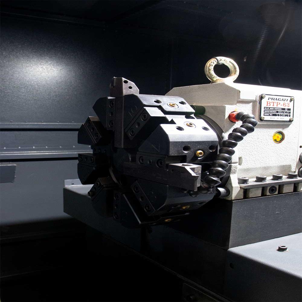 Automatic CNC Turning Center