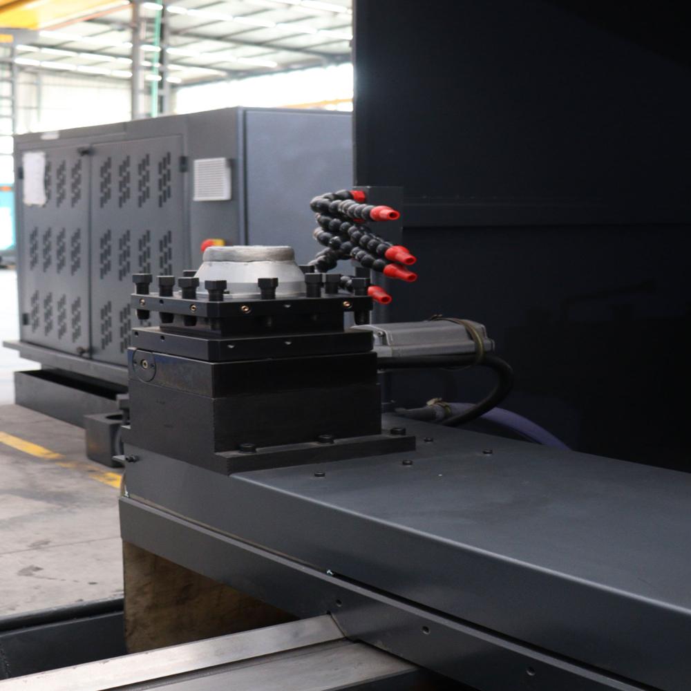 Heavy Duty Flat Bed Cnc Lathes (2)