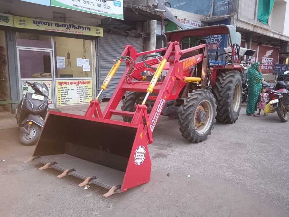 ट्रैक्टर लोडर -