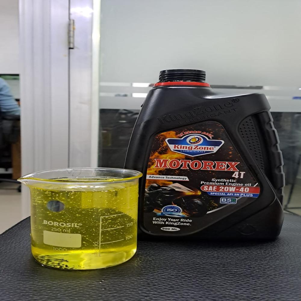 Motorcycle Oil - Chemical Composition: Synthetic Base Stocks & Additives