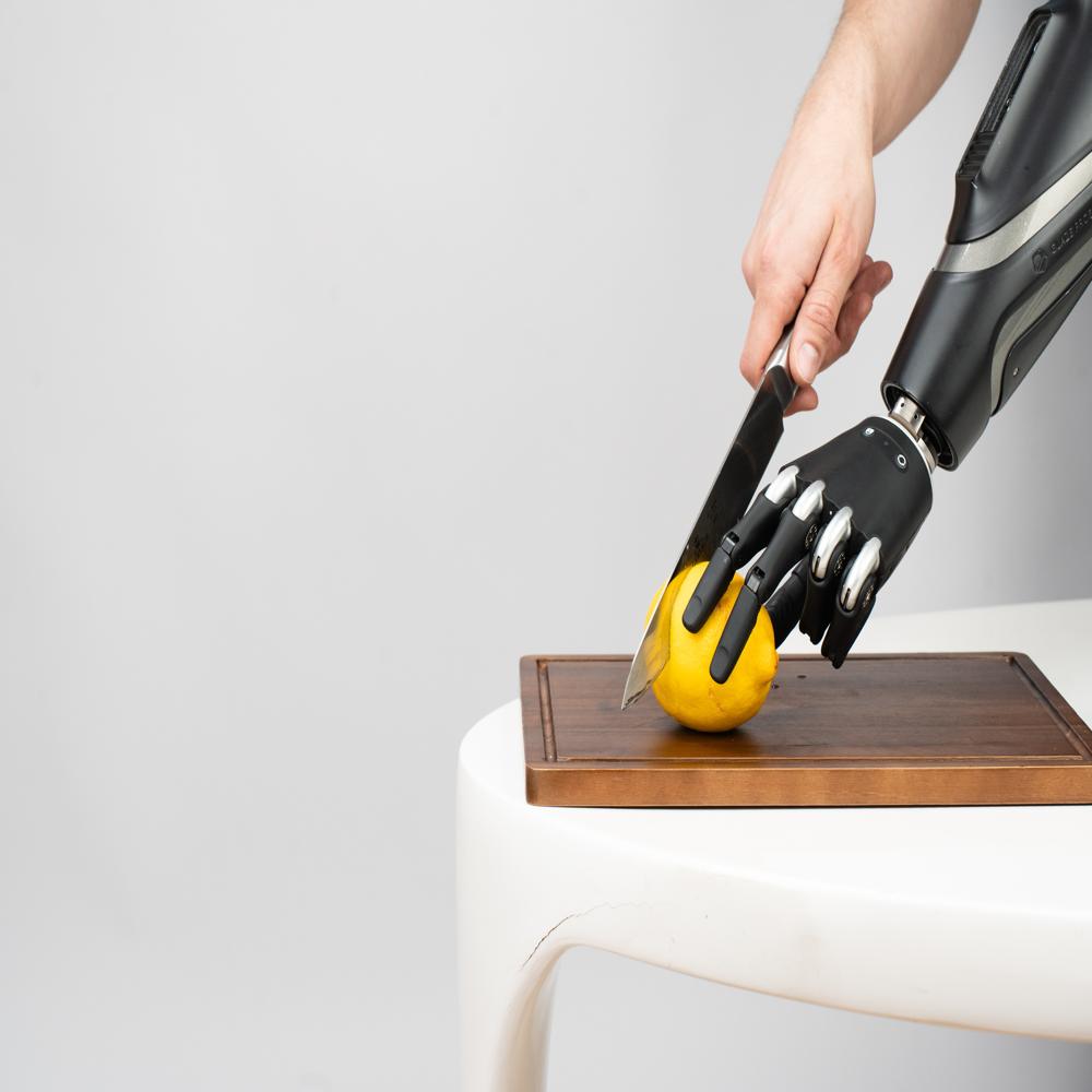 Zeus Bionic Hand-Medium- Flexible wrist