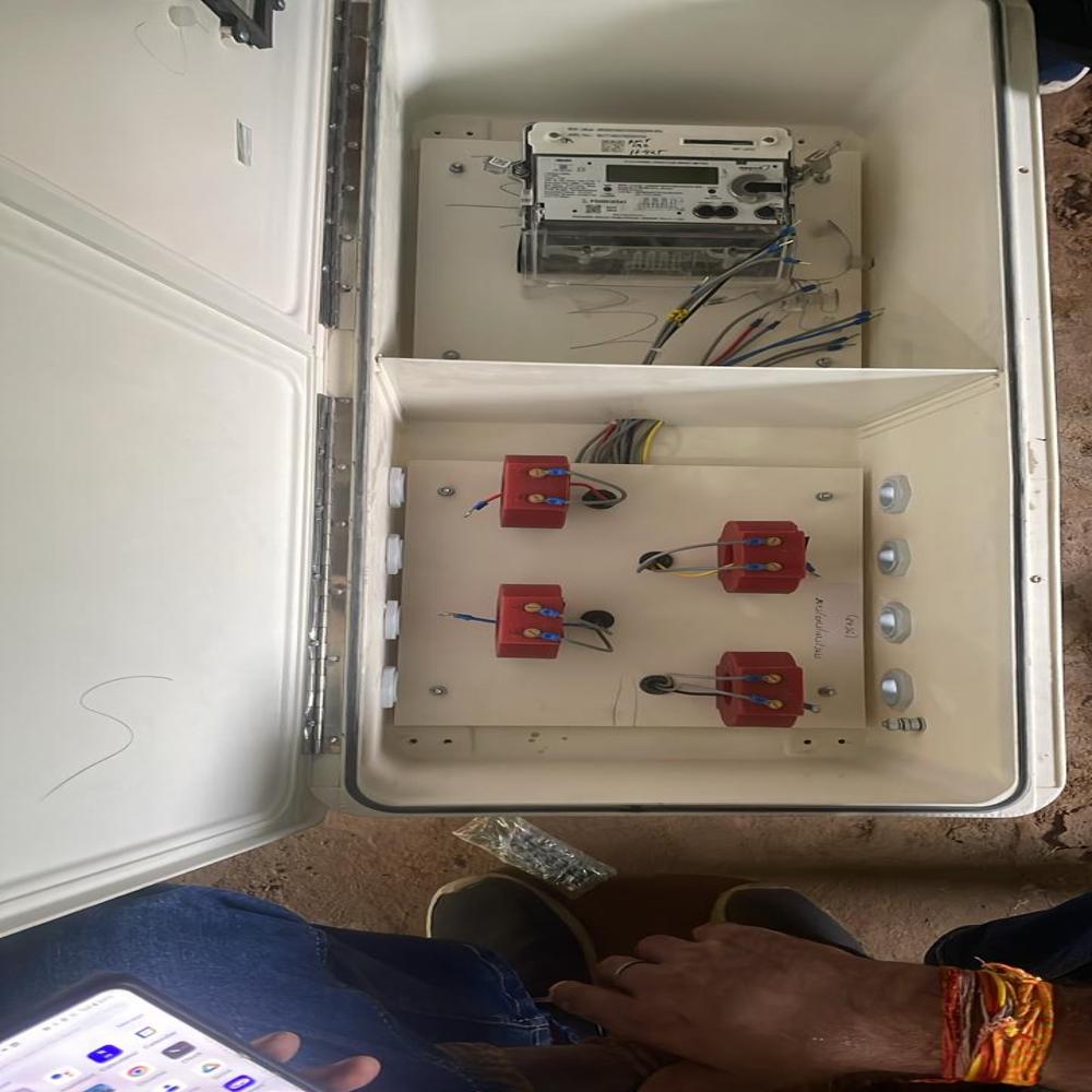 Smc Dtc Double Door Meter Box 8535 By Reshma Moulding Works