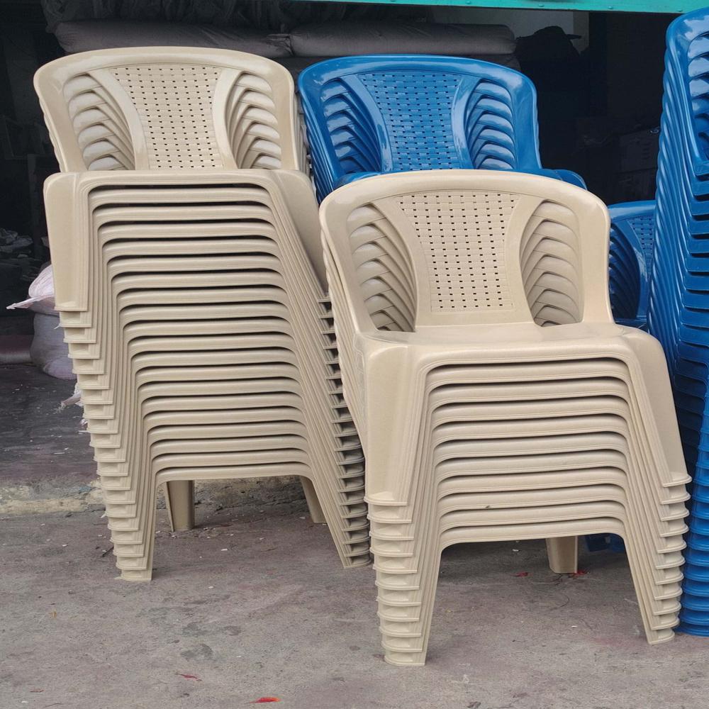 Semi Virgin Armless Chair