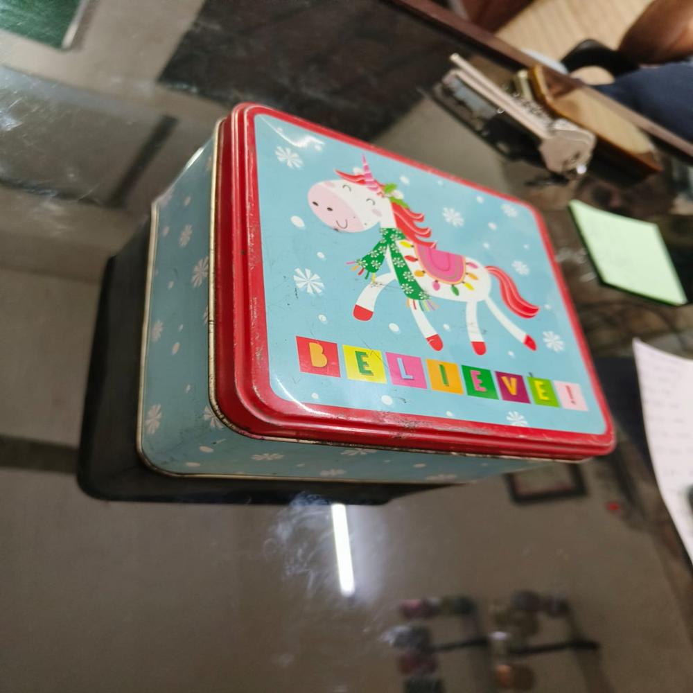 Square tin box 150 * 150 mm