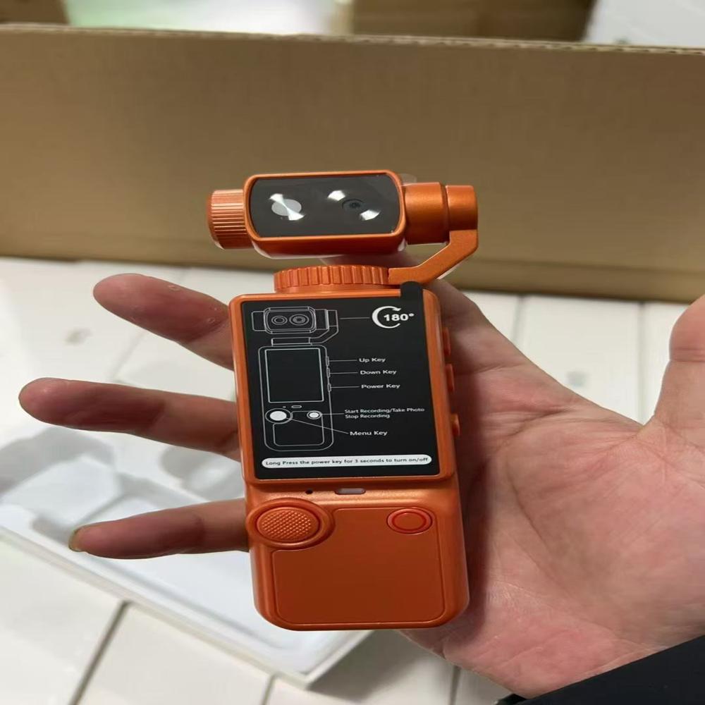 Q8 Camera - Display Color: Color