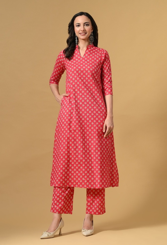 Women's Casual Ethnic Design Rayon Red Kurta Set with Pants