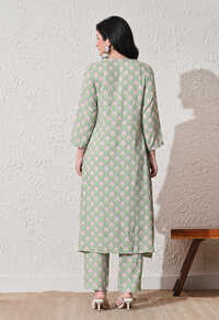 Women's Casual Rayon Ethnic Green Kurta Set with Pants