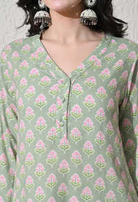 Women's Casual Rayon Ethnic Green Kurta Set with Pants