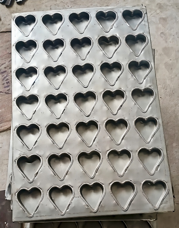 Little Heart Cake Mould