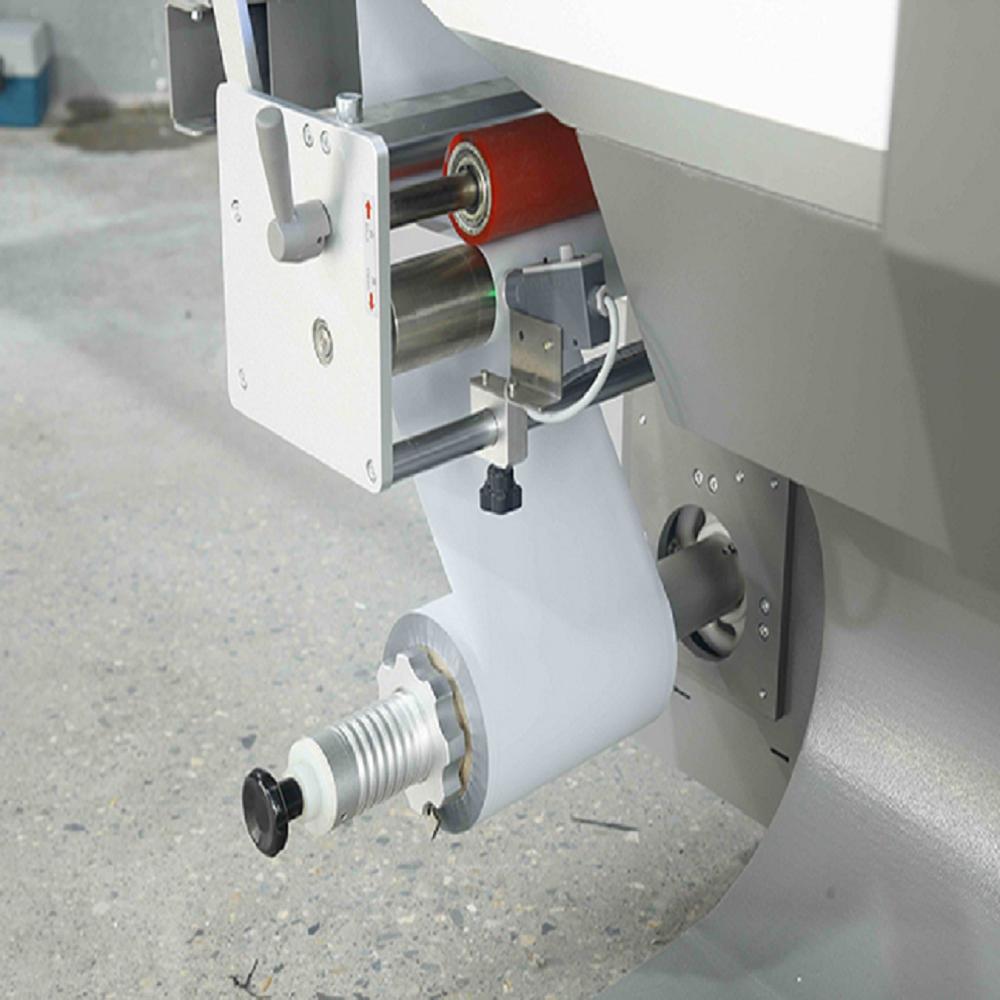 Automatic Horizontal Flow Wrap Machine 3 Servo - Application: Suitbale For Hardware Item Bakery Item Packing Soap Packing