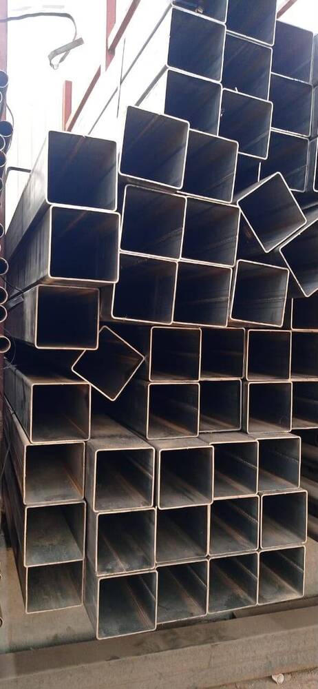 Rectangular Shape MS Black Pipe