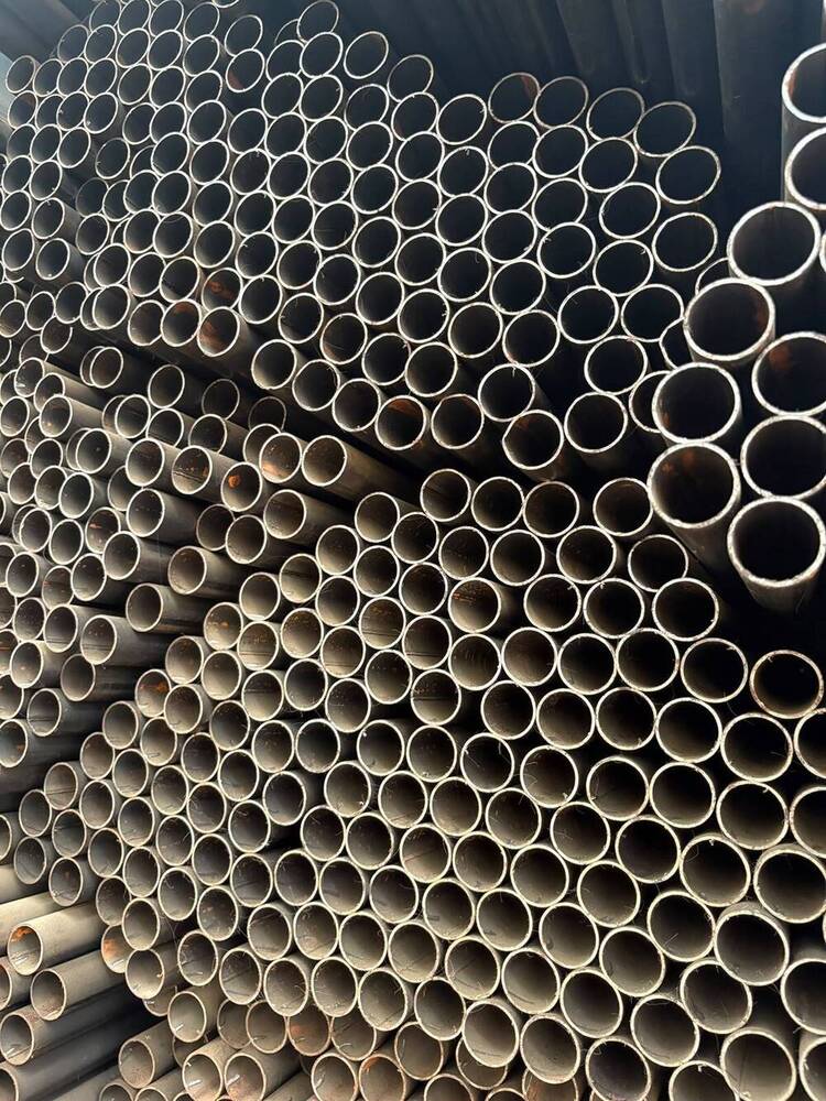 Rectangular Shape Ms Black Pipe