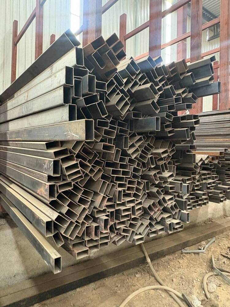 MS Rectangular Pipe