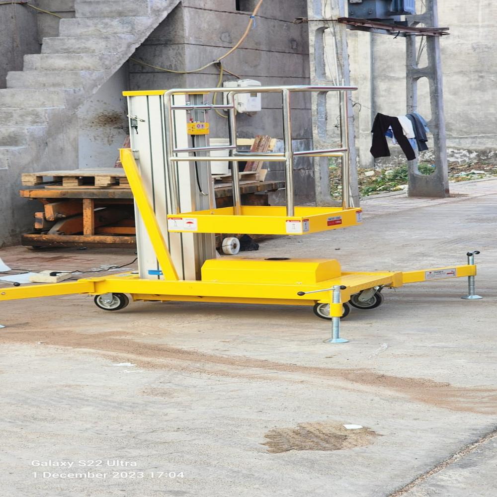 Single Mast Aerial Work Platform - Dimension (L*w*h): 1350 X 850 X 1980 Mm