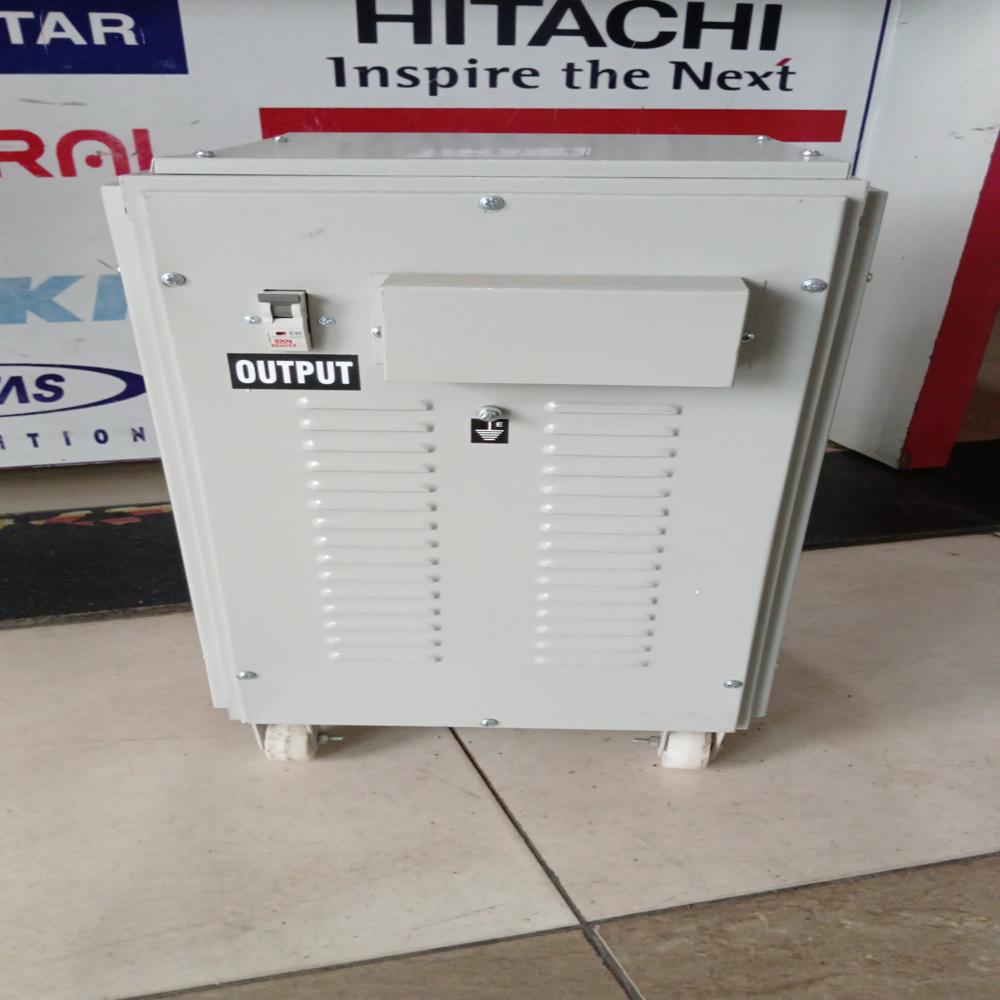 Servo Voltage Stabilizer 10kva