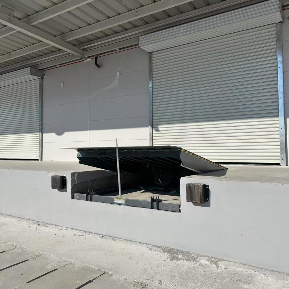 Dock Leveller - Belt Type: No Belt