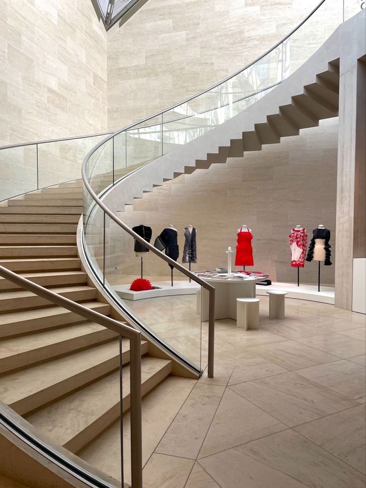 Bend Glass for staircase
