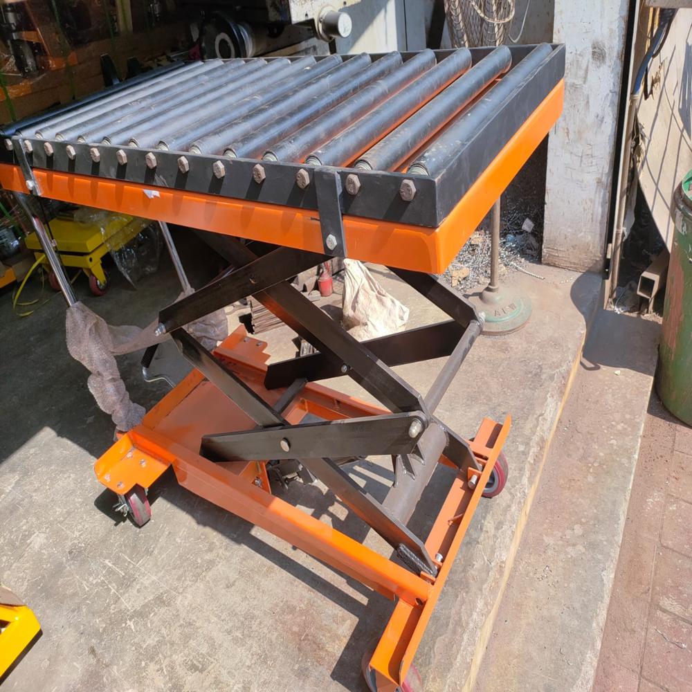 Die-loader Scissor Trolley - Capacity: 500 Kg Kg