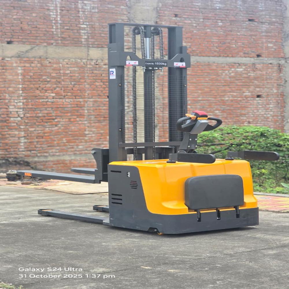 Fully Battery Operated Stacker