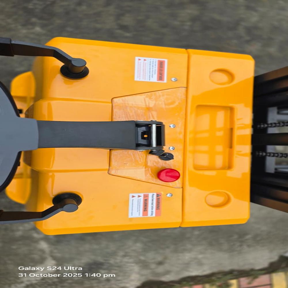 Fully Battery Operated Stacker