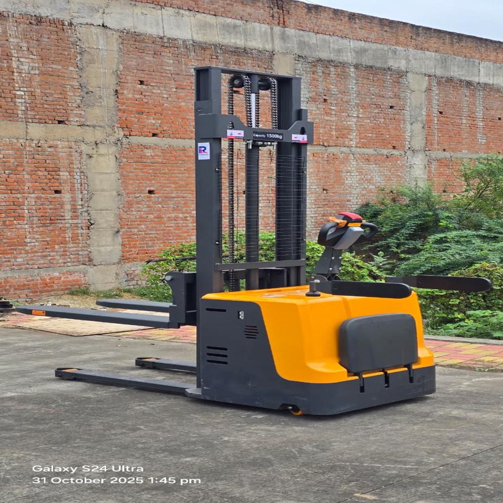 Fully Battery Operated Stacker