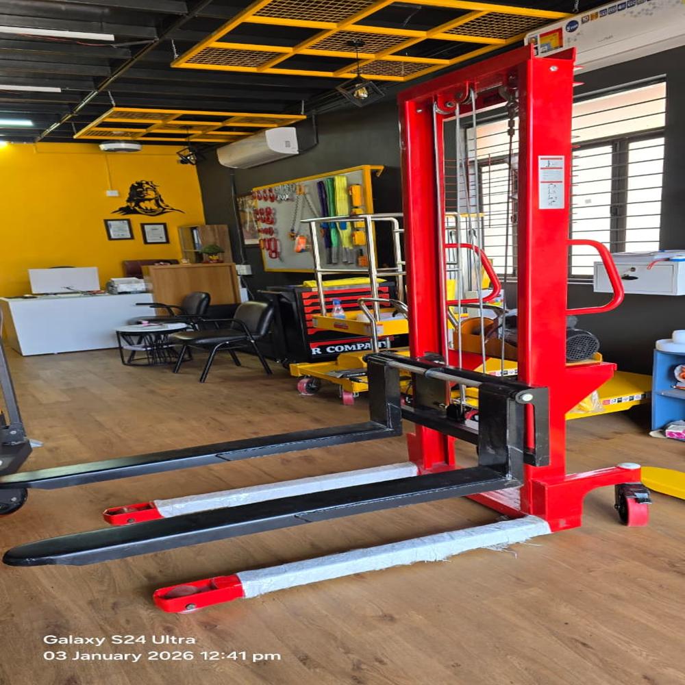 Electric Stacker