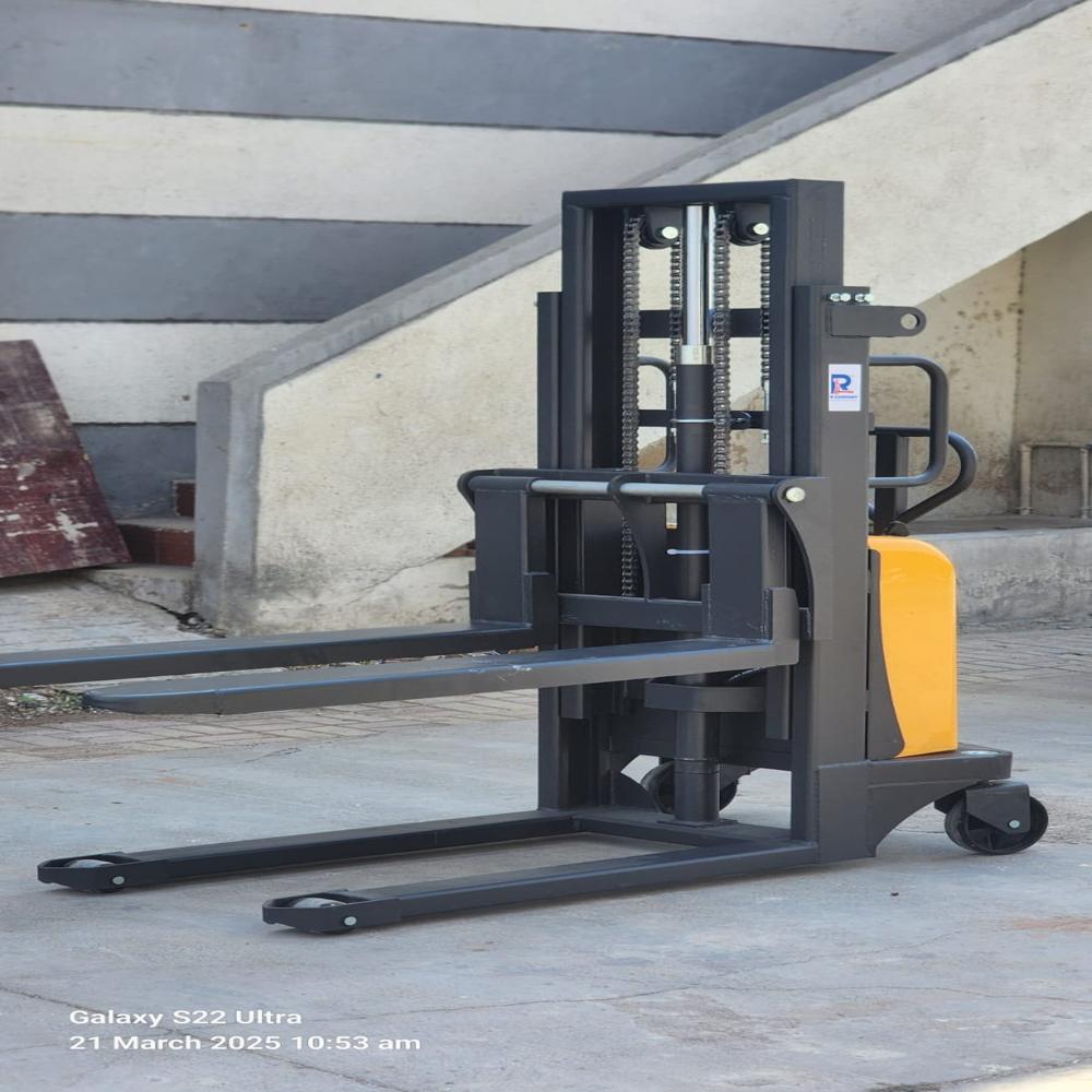 Semi Battery Stacker
