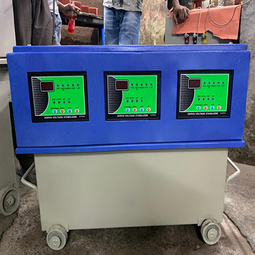 15 Kva थ्री फेज़ सर्वो वोल्टेज स्टेबलाइजर