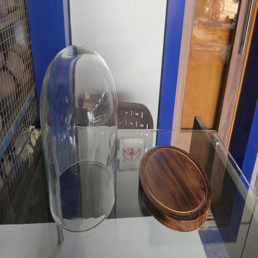 Big U Glass Shape Glass Dome With Wooden Base - Color: Transparent