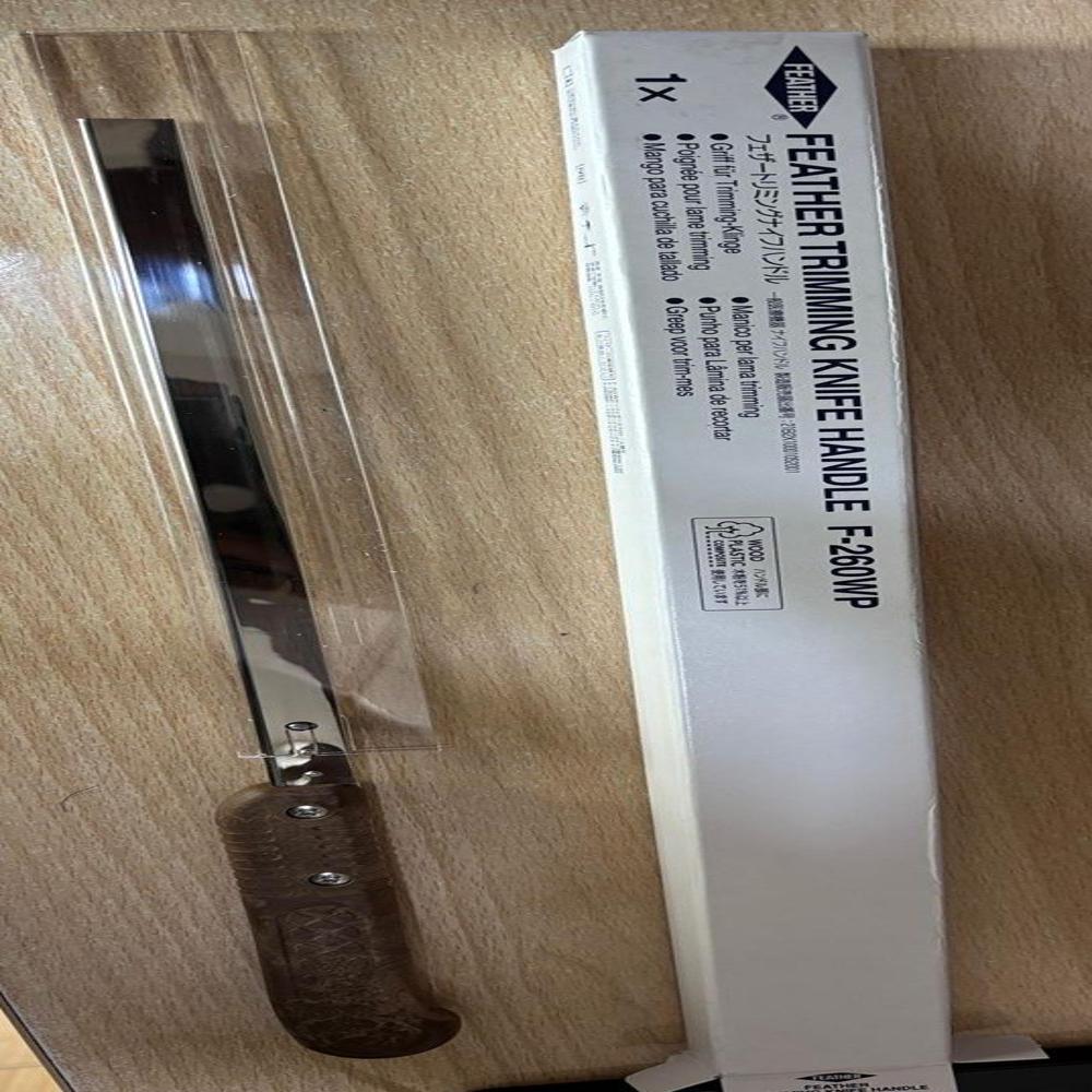 TRIMMING BLADES WITH HANDLE