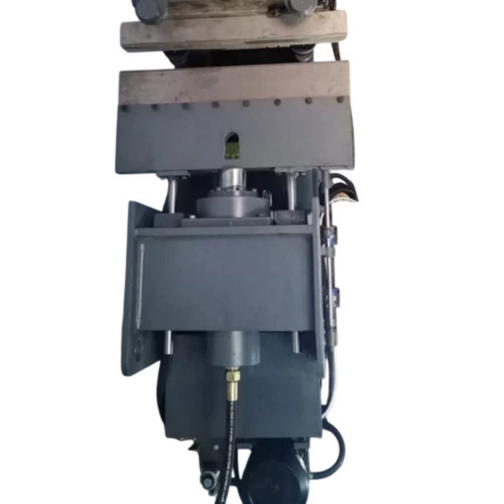 Die Punch Hydraulic Bending Machine - Capacity: 20 Ton