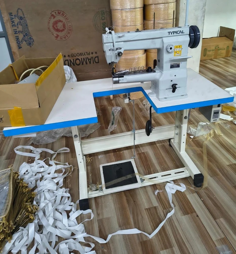 Typical GC2605 Single Needle Sewing Machine Cylinder Bed Machine Complete Set