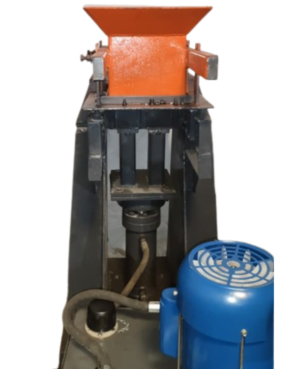 Hydraulic Pressure 2 Brick Making Machine - Capacity: 20 Ton