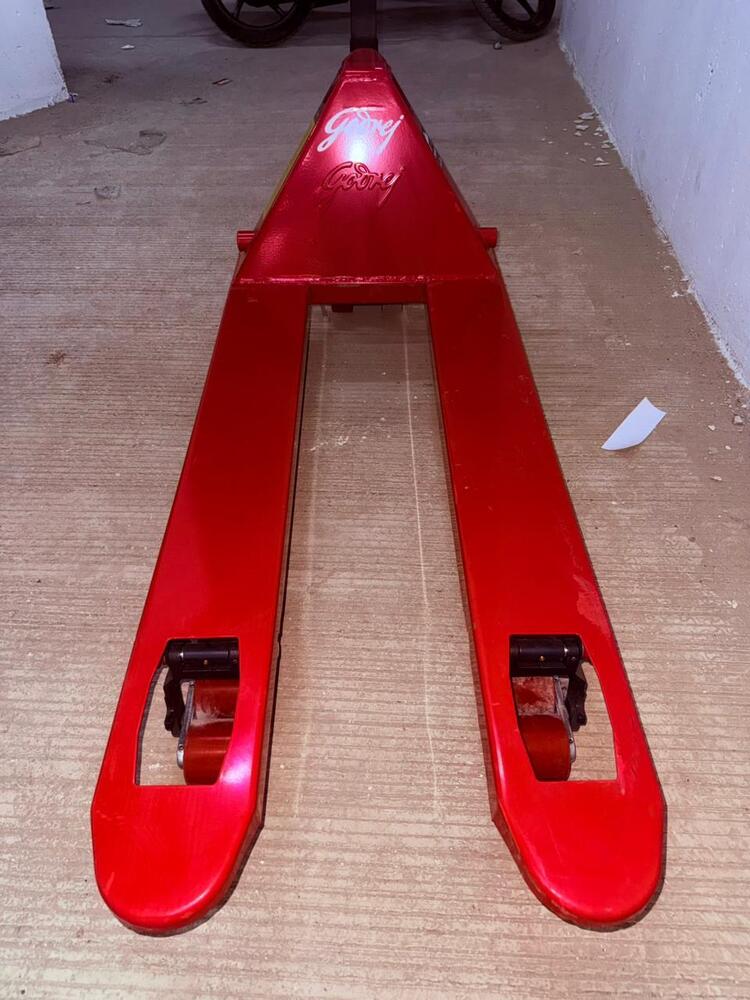 Godrej Hand Pallet Truck gpt 2500