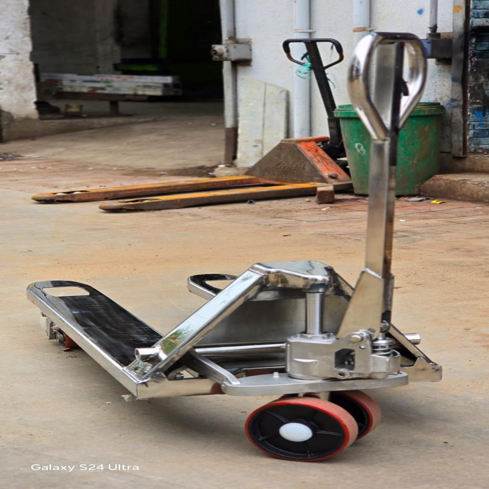 Steel Pallet Truck
