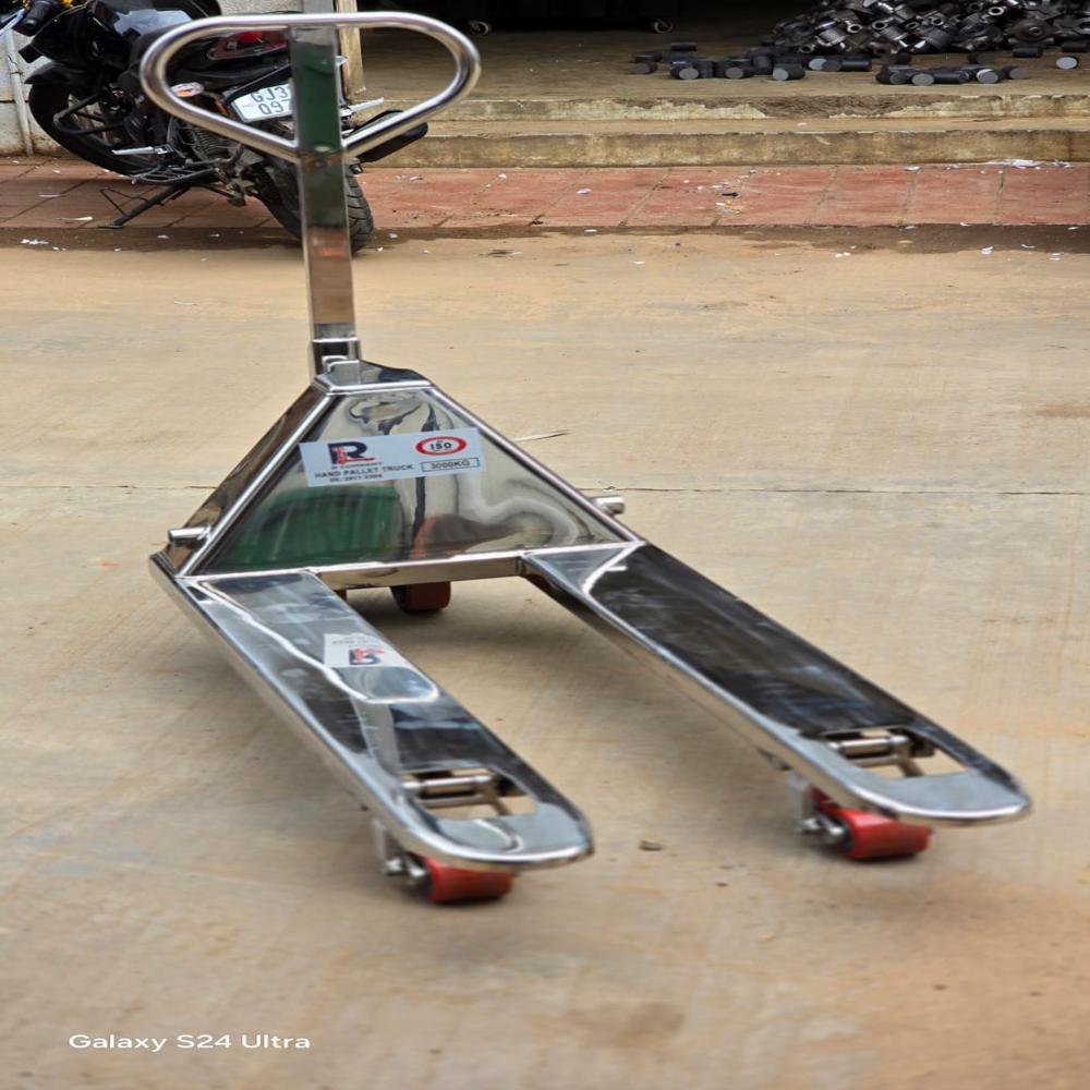 Steel Pallet Truck
