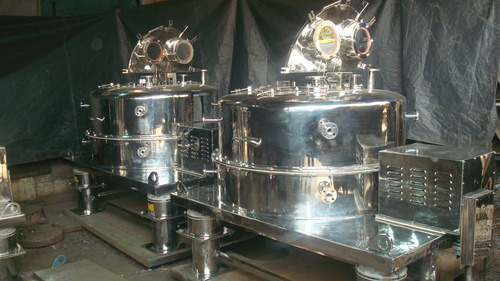 Centrifuge Machine - Stainless Steel, Standard Size, Silver Color | 1-Year Warranty, Industrial Usage