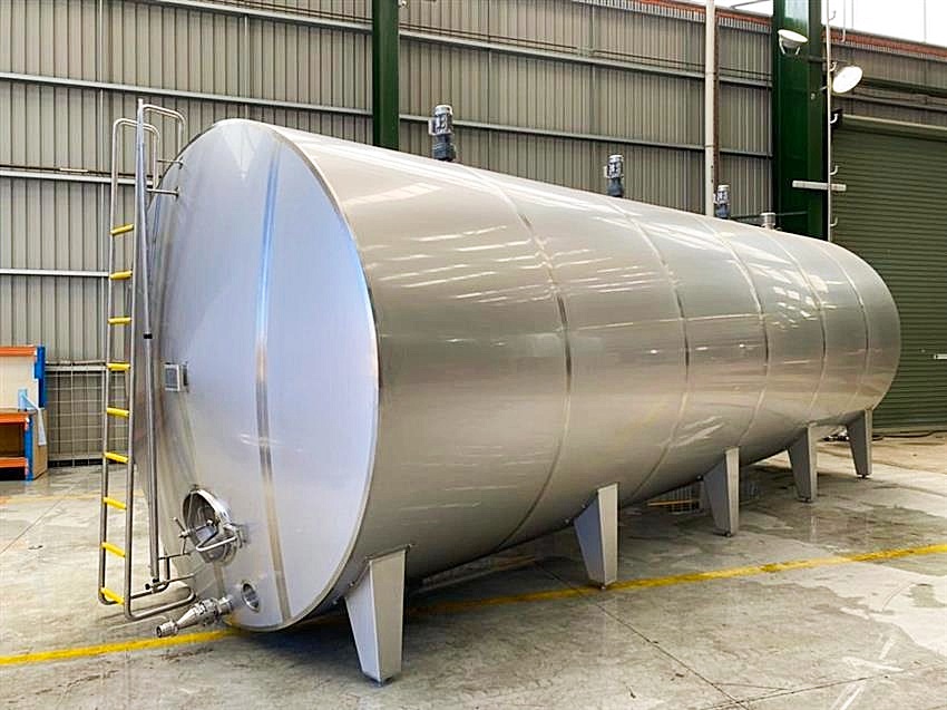 Milk Storage Tank and Silo
