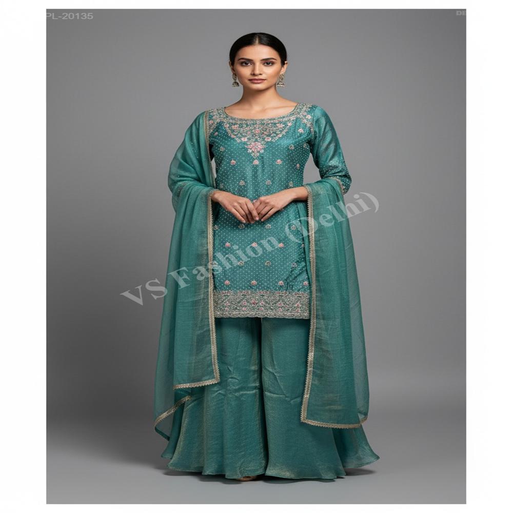 PL-20135_Floral Embroidery Straight Suit