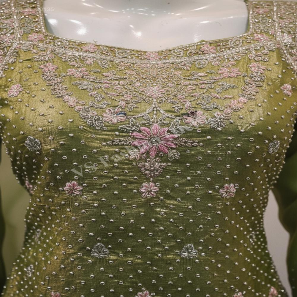 PL-20135_Floral Embroidery Straight Suit