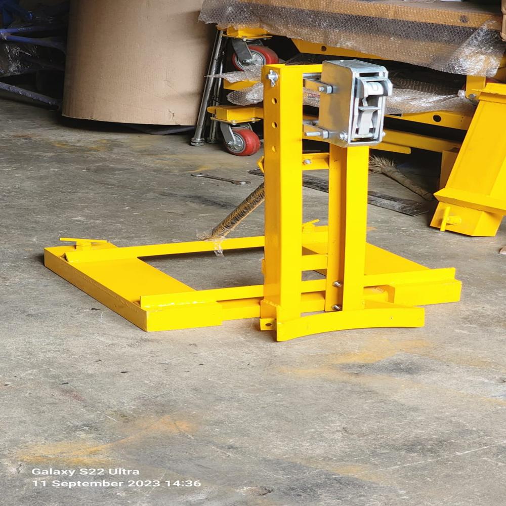 Single Forklift Attachment