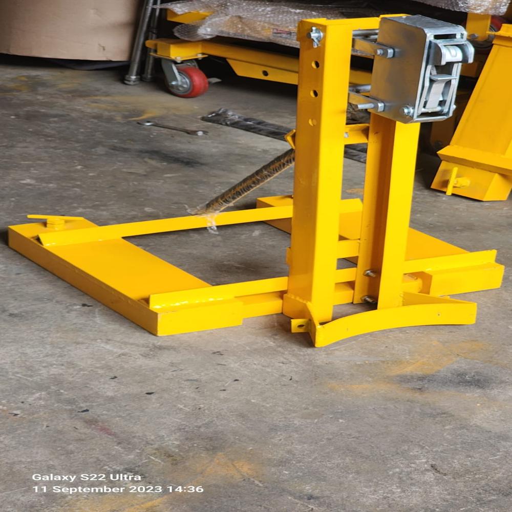 Single Forklift Attachment
