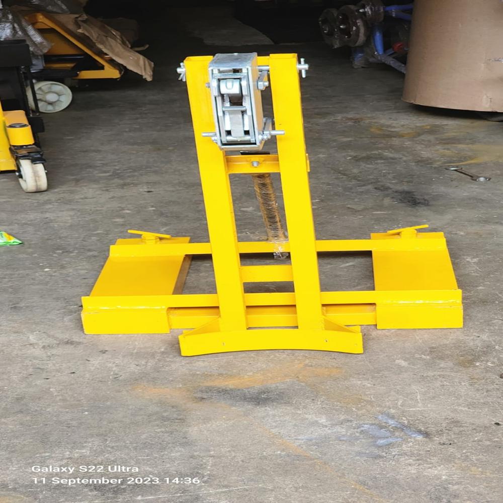 Single Forklift Attachment
