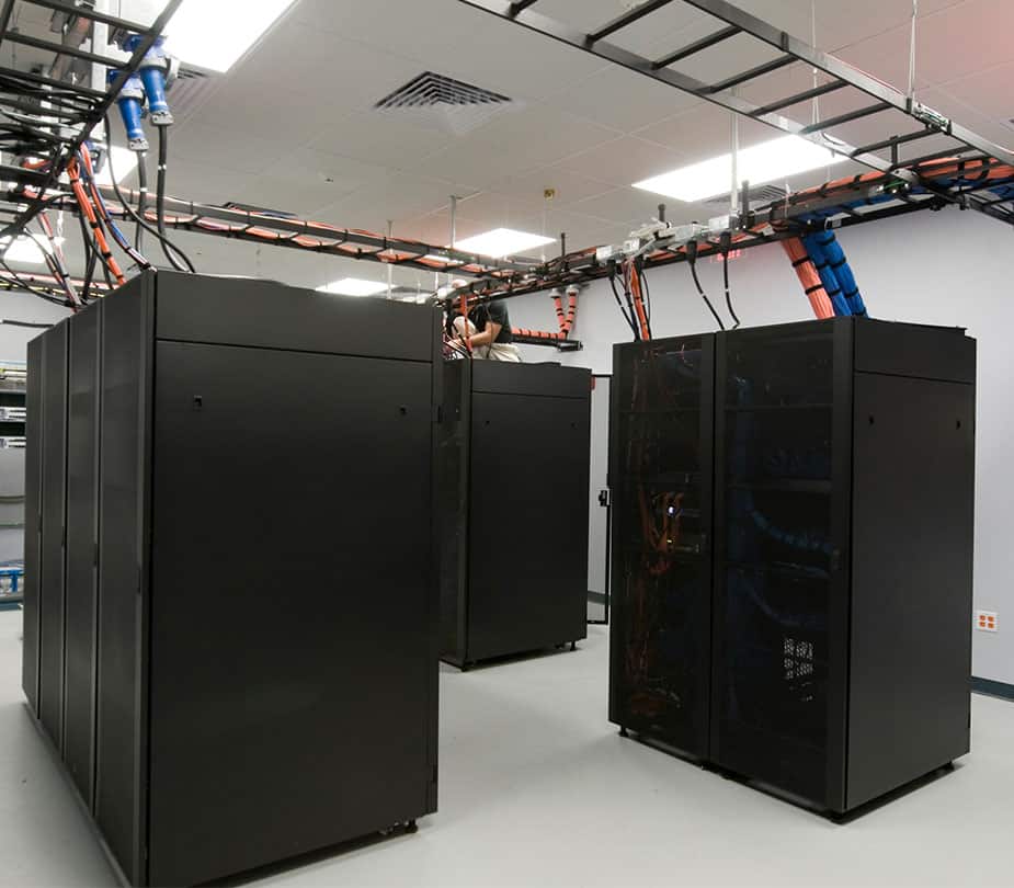Bus Duct Infrared Temperature Monitoring systesm