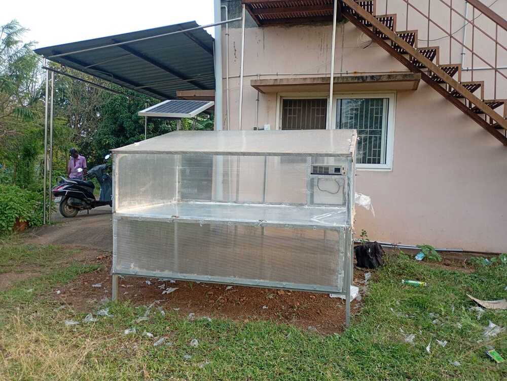 Solar Vegetable Dryer