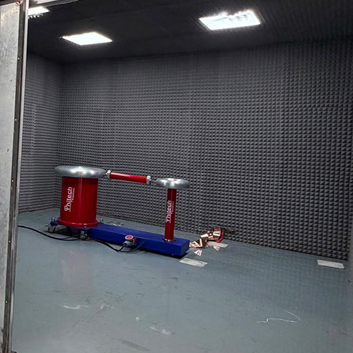 Pd Lab Testing Equipment - Powder Coated Mild Steel, 600x400x350 Mm | High Sensitivity, Manual Control, Over-voltage Protection