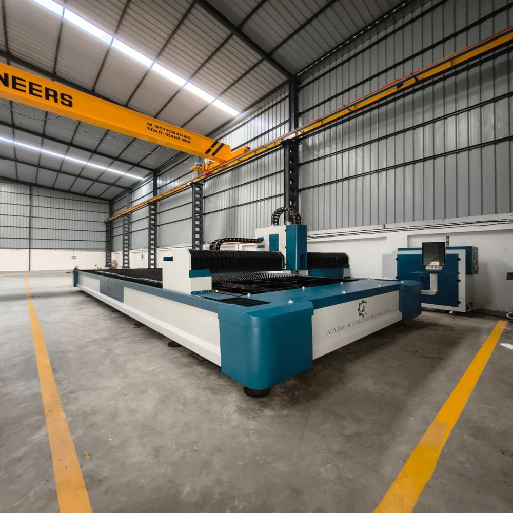 Automatic Cnc Fiber Laser Cutting Machine - Color: Green