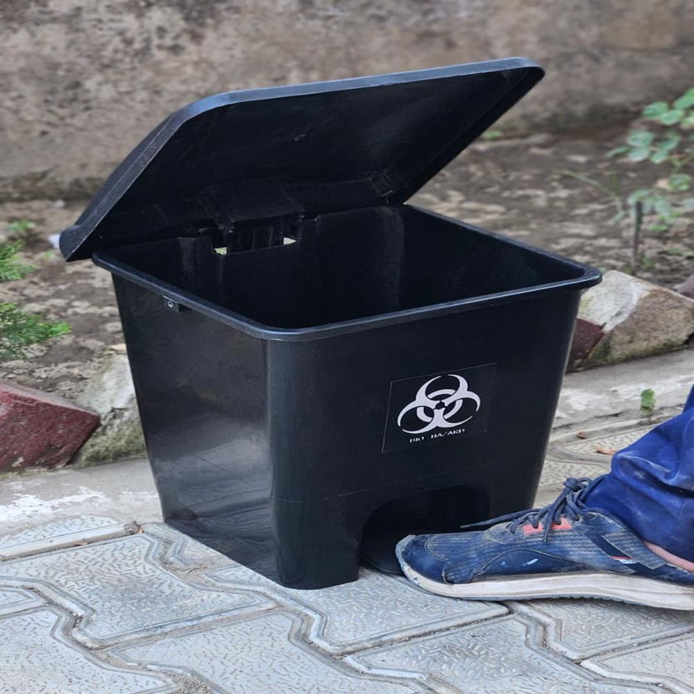 Bio Medical Dustbin 20 L