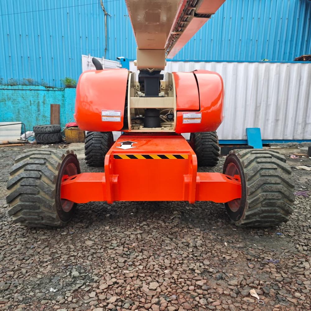 JLG 860SJ Boom Lift