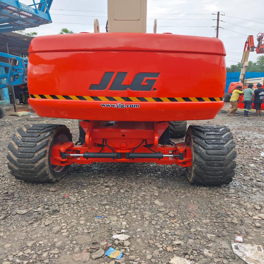 JLG 860SJ Boom Lift